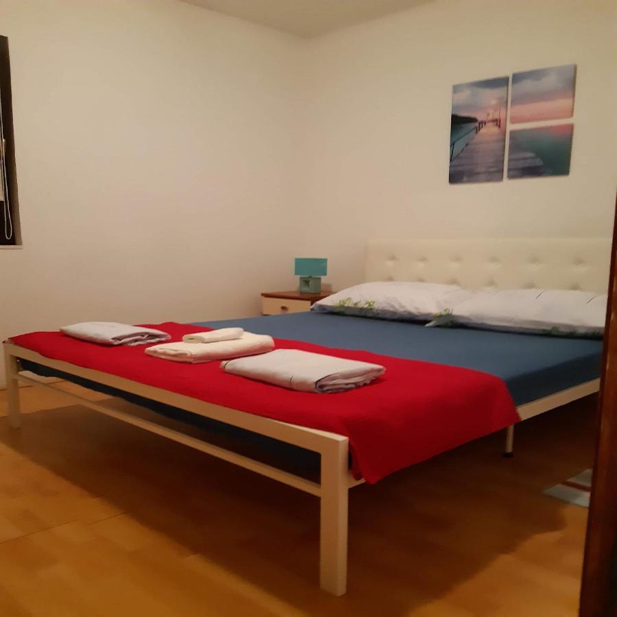 Apartments Lola Biograd Na Moru Eksteriør billede