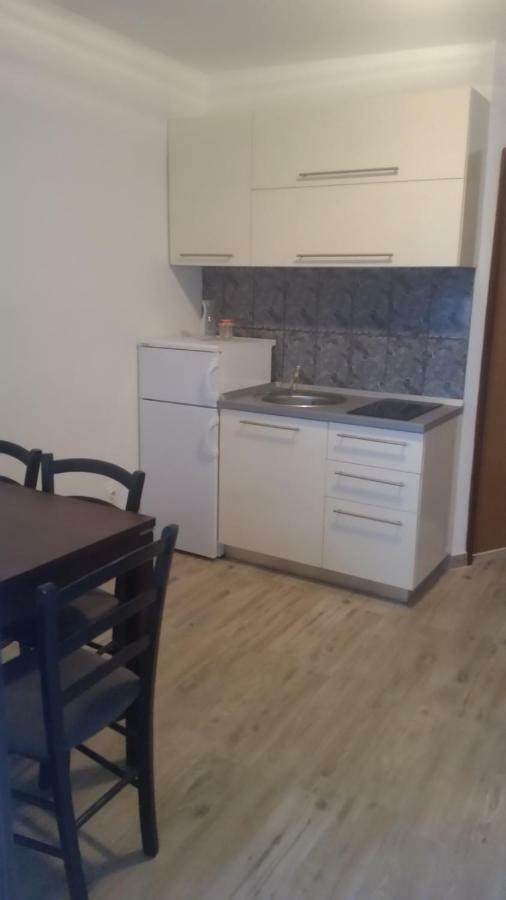 Apartments Lola Biograd Na Moru Eksteriør billede